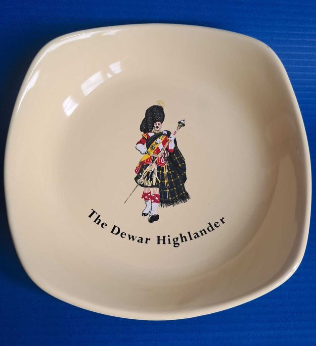 Cinzeiro Whisky Dewar