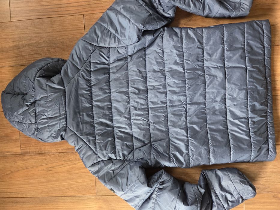 Decathlon kurka pikowana ocieplana roz S granat