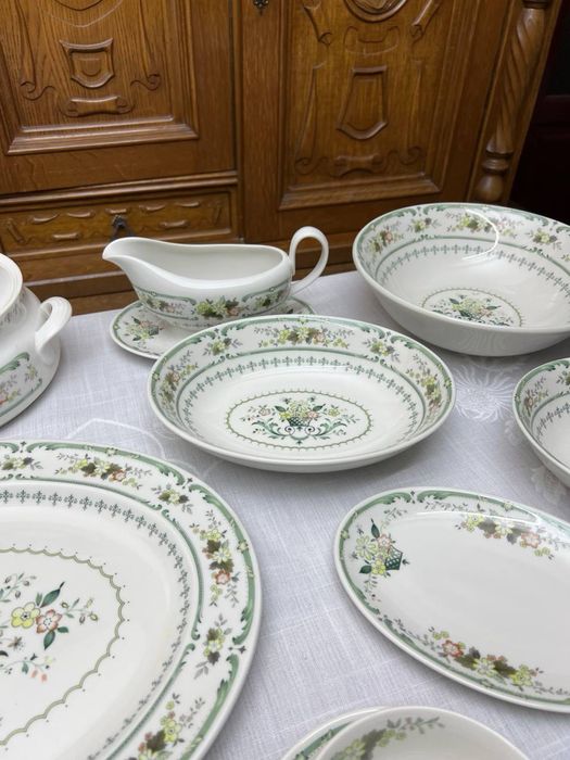 Royal Doulton Provancal розкішний англійський сервіз