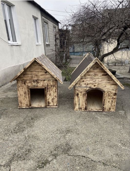 Продам собачью будку