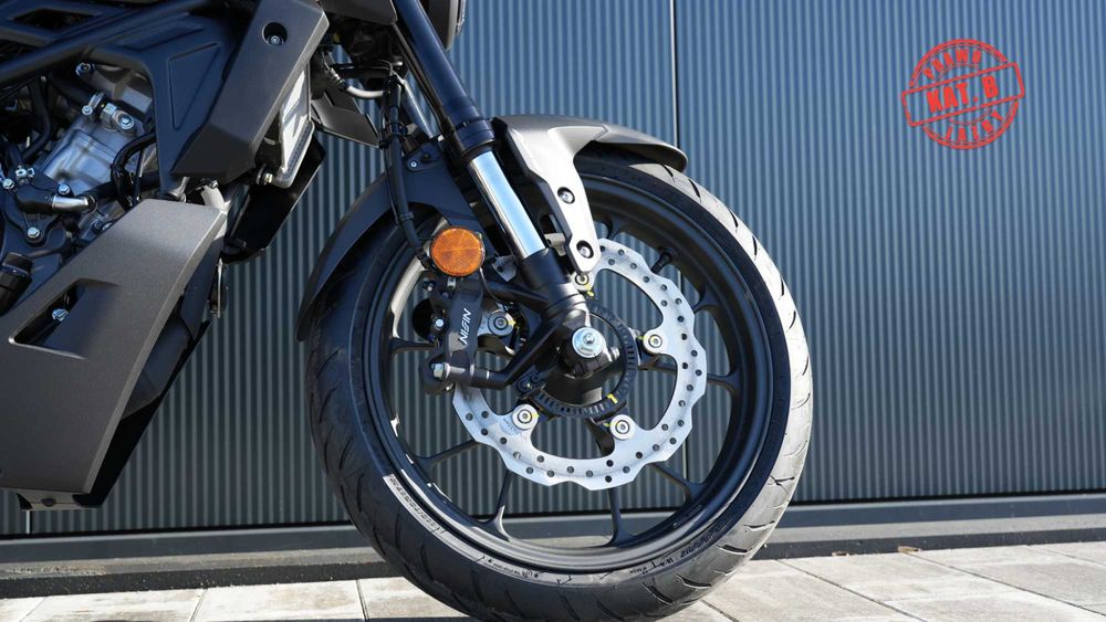 HONDA CB125R kat. B - WYNAJEM - od 149 zł/doba, od 109 zł/4h