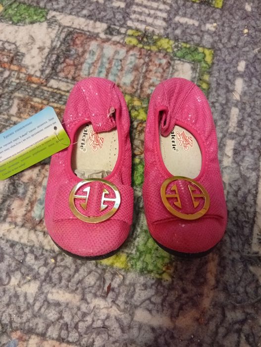 Туфельки для девочки размер 24