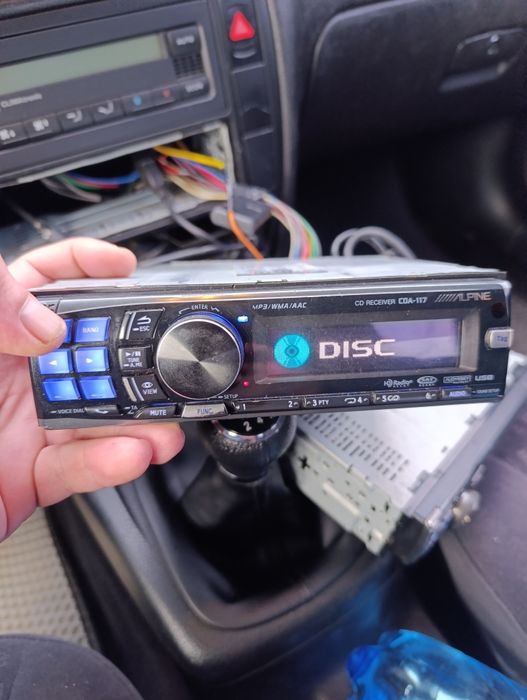 Магнитола Alpine