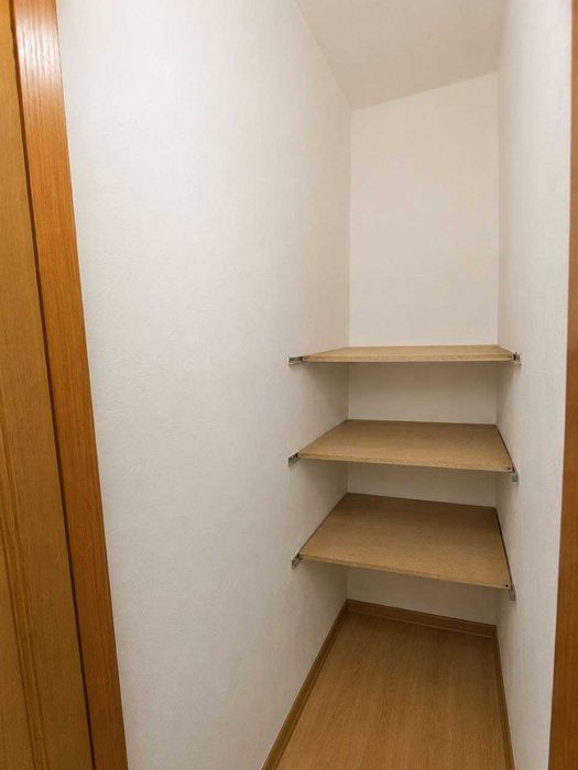 (3) Продам 1-кімнатну квартиру Військове містечко вул. О. Антонова 5314