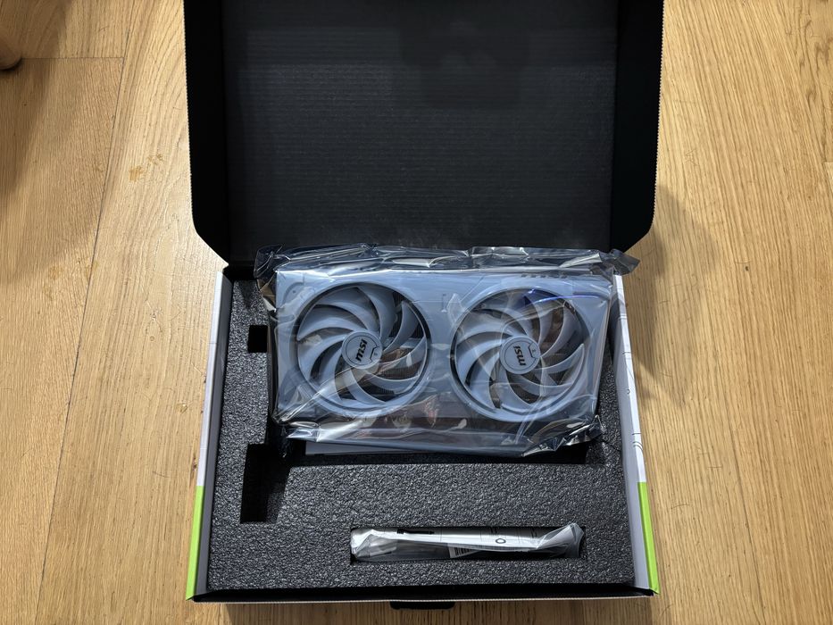 Msi GeForce RTX 5070 Ventus 2X OC White 12GB GDDR7