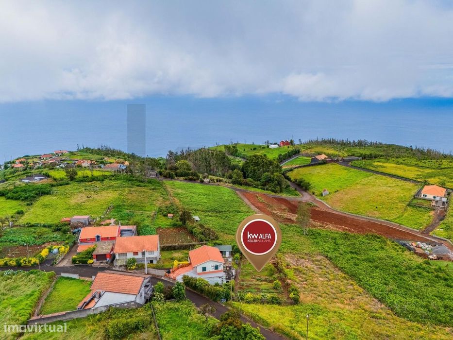 Moradia Unifamiliar com Terreno – Achadas da Cruz, Porto Moniz
