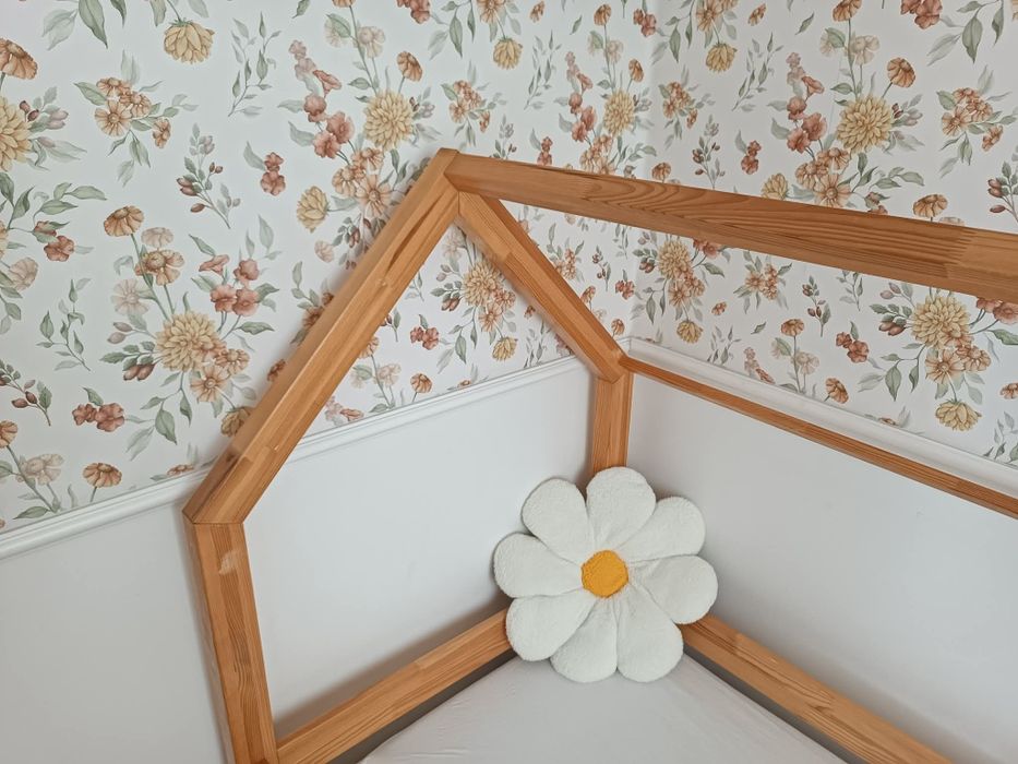 Dziecięce łóżko domek