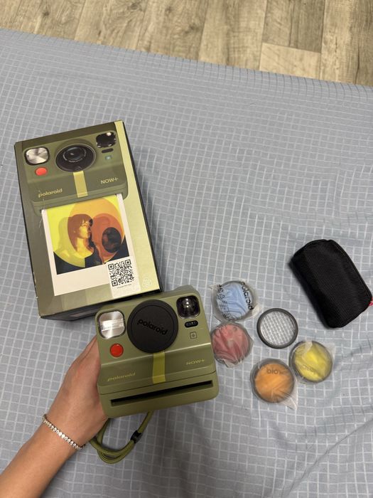 Polaroid  now+Gen