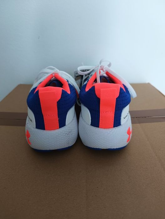 Buty damskie Under Armour Hovr, rozm. 38