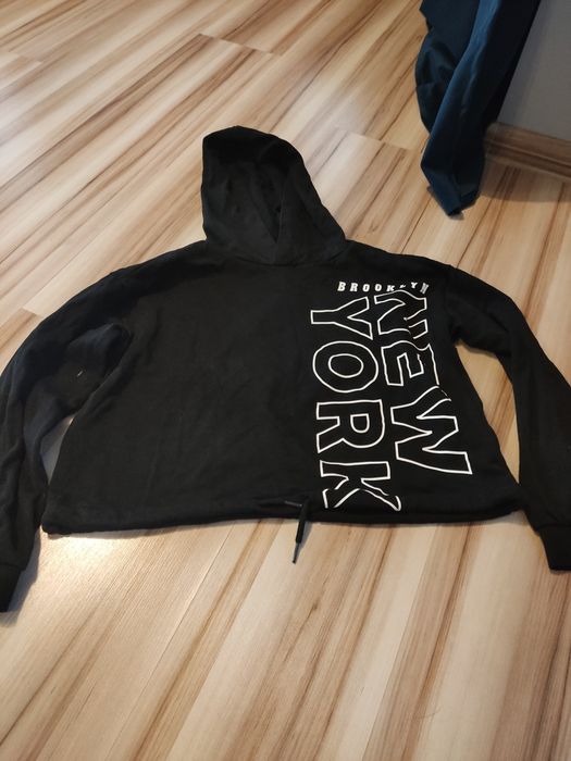 Bluza krótka HM rozm.146/152
