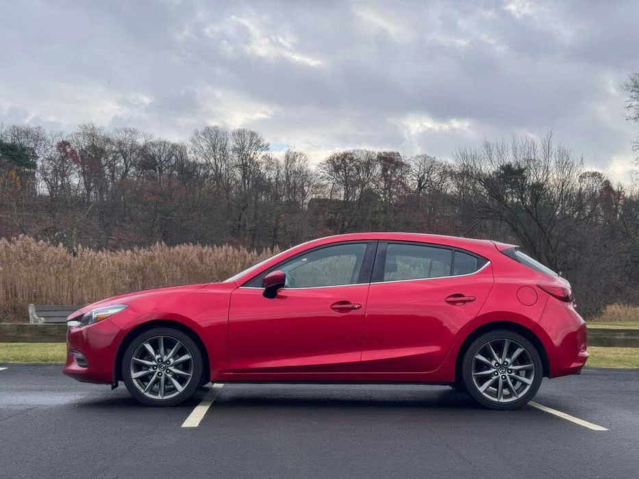 Mazda 3 Premium      2018