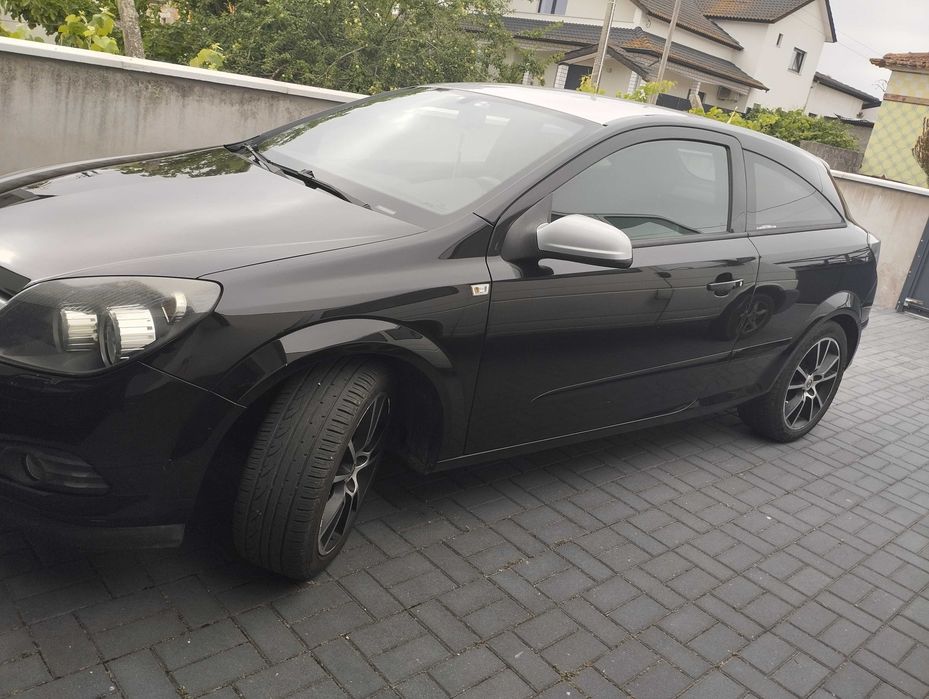Opel astra gtc  1.7