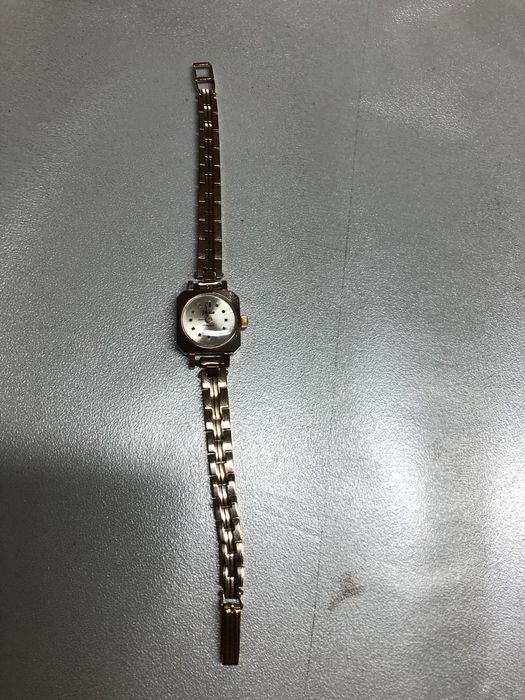 zegarek Glashutte damski złoty