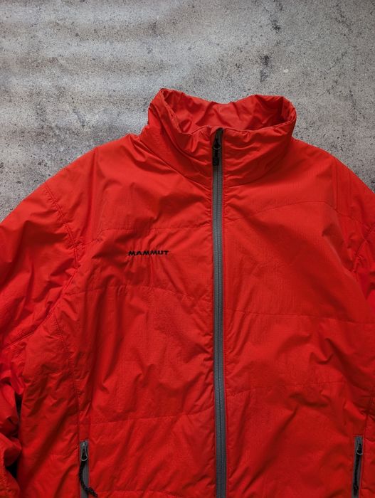 Мікропуховик .  Mammut/мамут