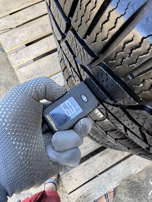 Шини колеса резина 225/45r19 Continental