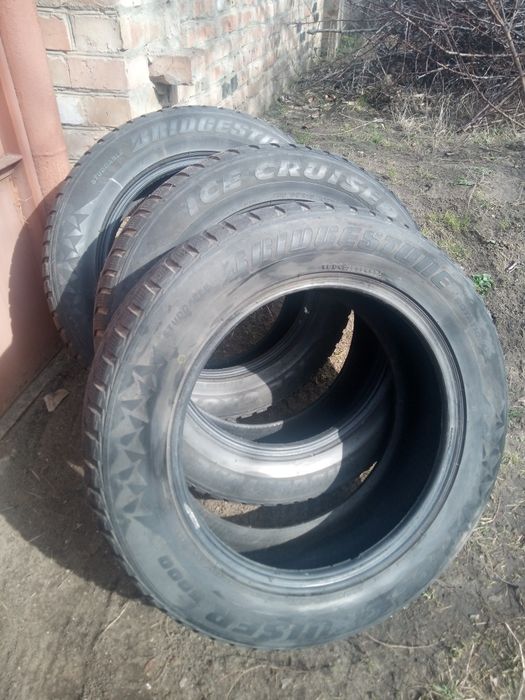 Шини   235*65*18