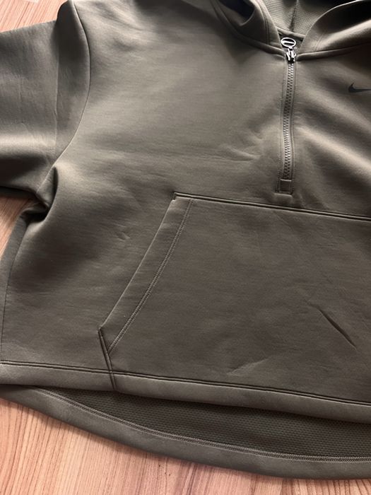 Bluza nike brudna zieleń