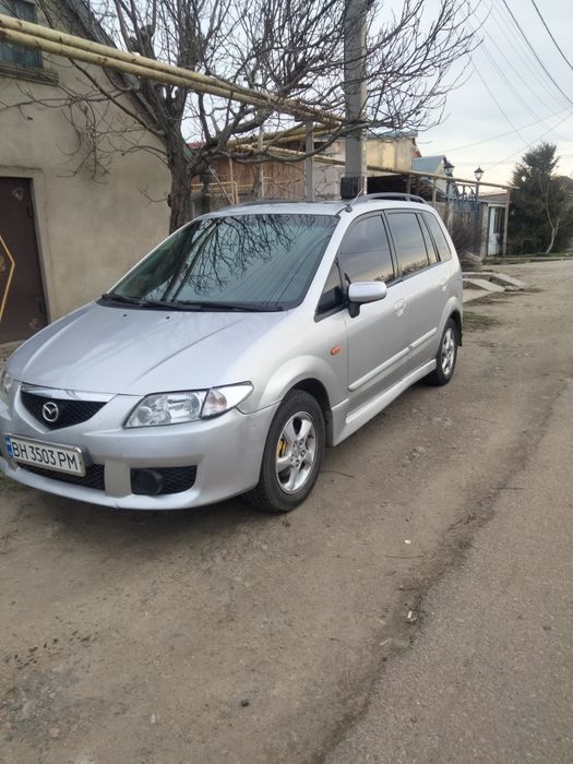 Продам Мазду 2002 года . Газ бензин .