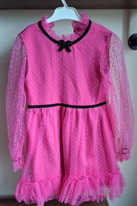 Продам нарядное платье размер 116-122