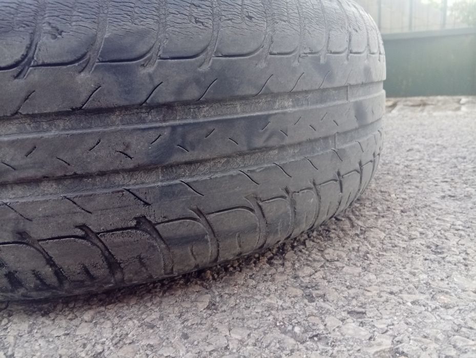 Vendo pneu e jante 14"