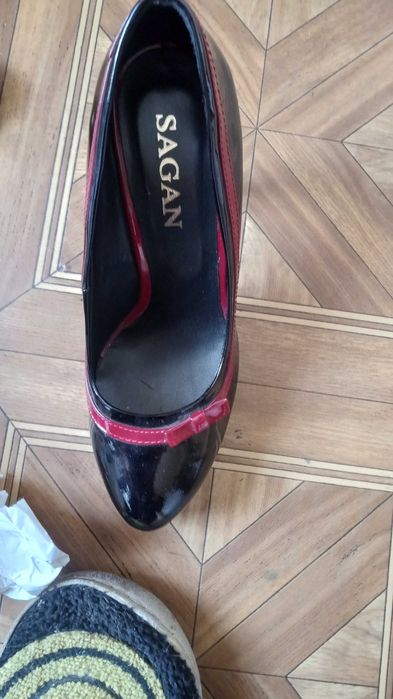 Buty nowe rozmiar 39 i 40