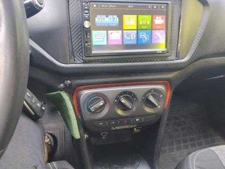 автомобіль чері тіго2