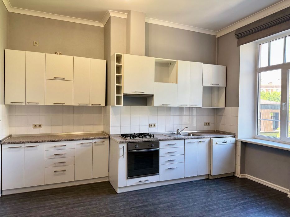 Продам квартиру 189,4 м², сталінка — Козловського 5, урядовий квартал
