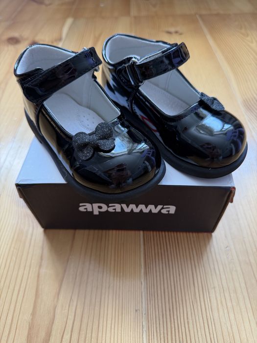 Туфлі лакові Apawwa 25 розмір