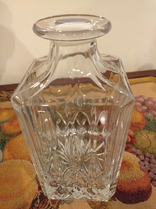 New Crystal Bottle436107629854074886