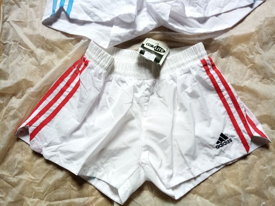 Шорты Женские Adidas красные/синие полоски