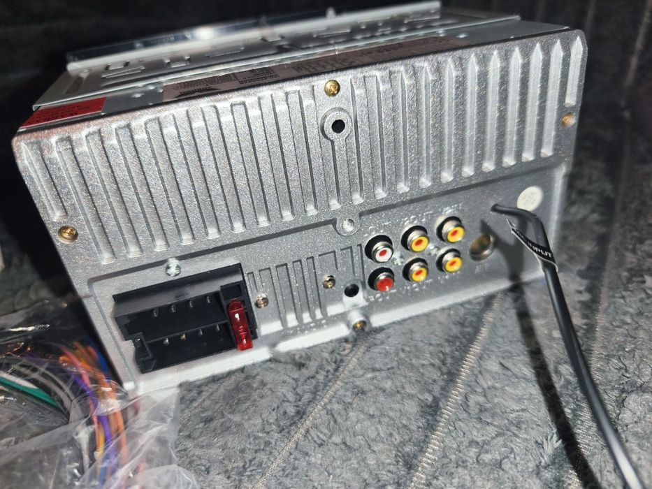 Radioodtwarzacz samochodowy Vordon