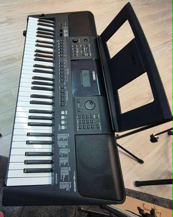 Keyboard Yamaha PSR-E463 + Statyw + Pedał Yamaha