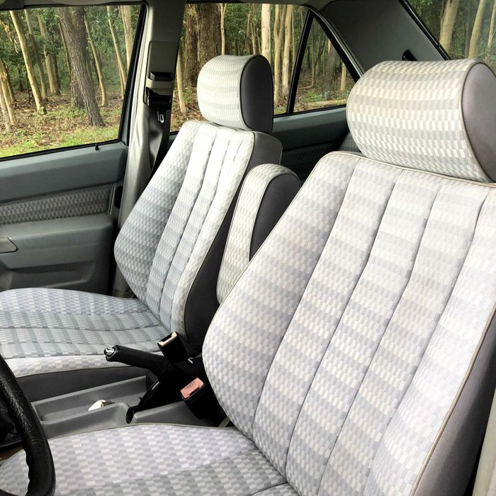 Mercedes-Benz 190E 2.0