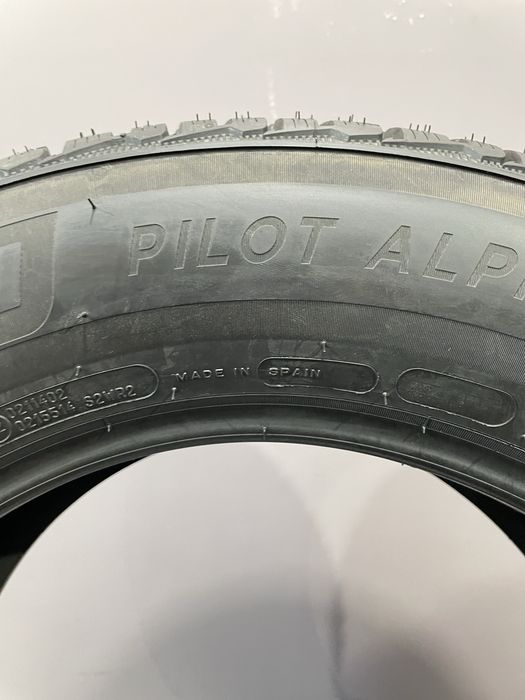 235/60 R17 Michelin Pilot Alpin PA5 SUV
