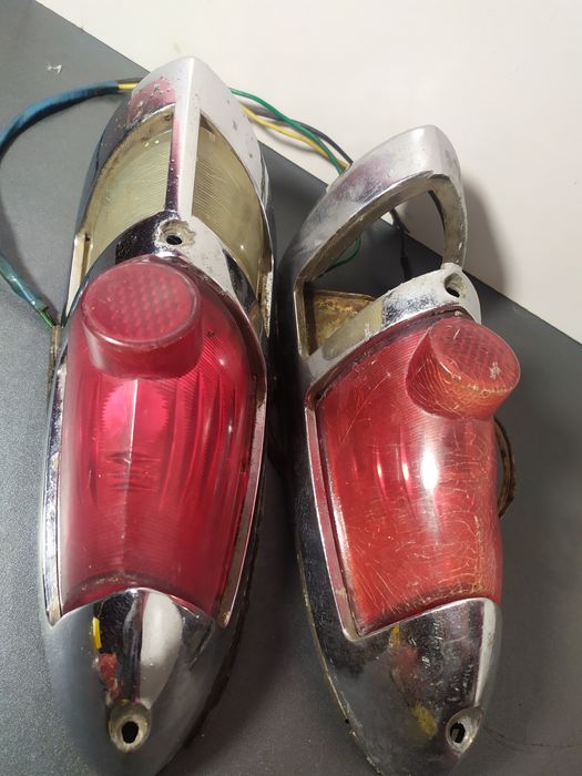 Задние фонари Газ 21. Фонари от Волги