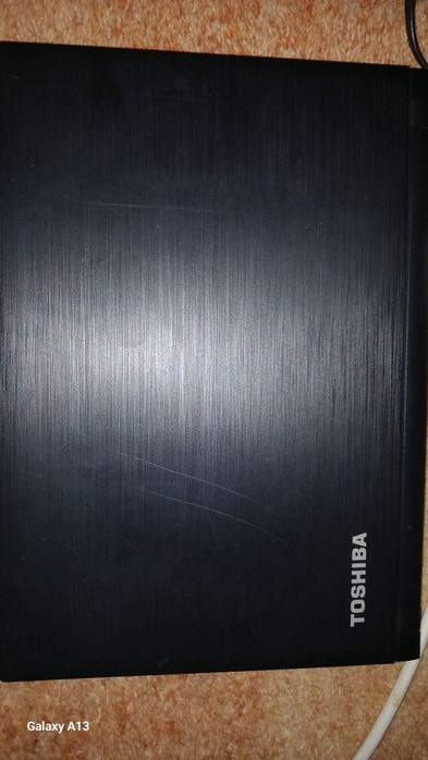 Toshiba C40 -C-10Q