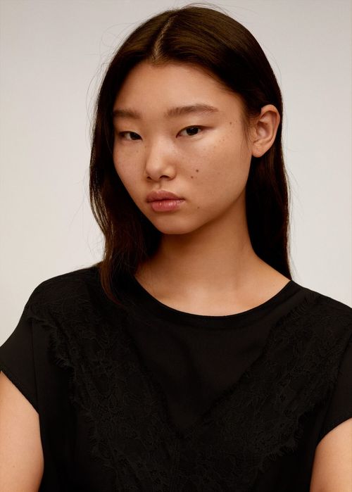 Футболка Mango з мереживом