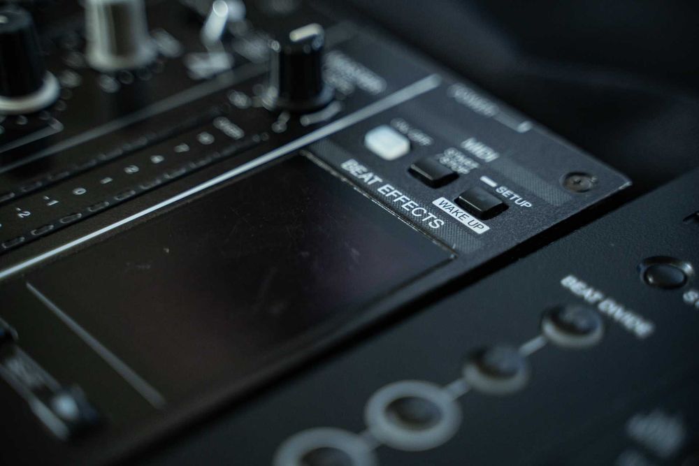 2x Pioneer CDJ-900 Nexus + DJM-850