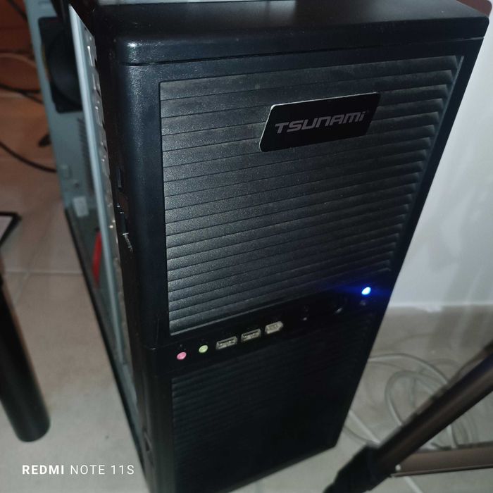 Desktop/Servidor 2 Processadores Intel XeonE5-2562 2.0Fhz436639095116288002