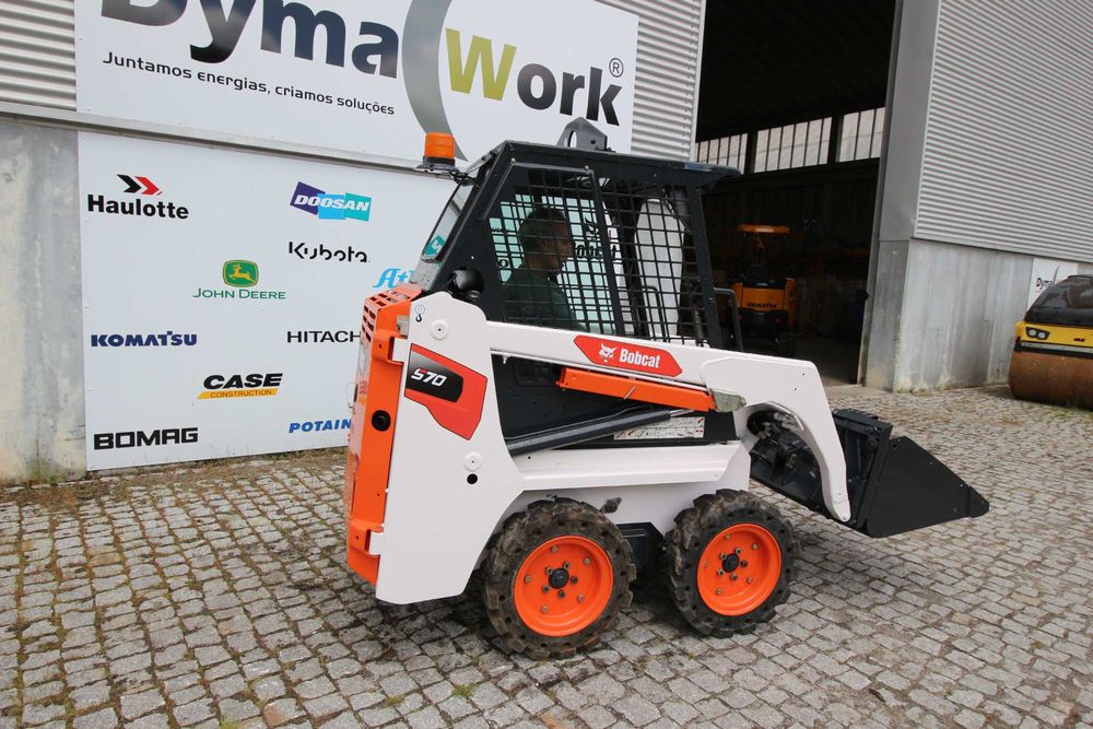 Bobcat Mini carregadora, S70 Tração integral 4 rodas,  como nova