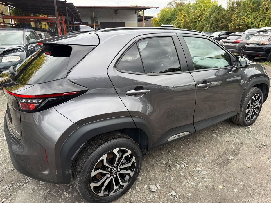 Toyota Yaris Cross HYBRYDA AUTOMAT bogate wyposażenie OKAZJA!