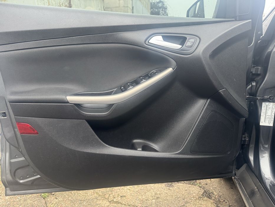 Дверные карты форд фокус 3 рест