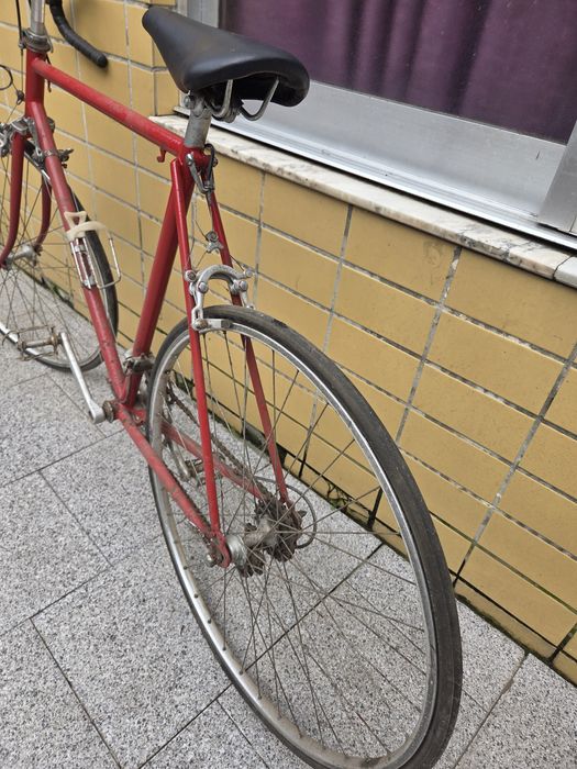 Bicicleta de estrada antiga