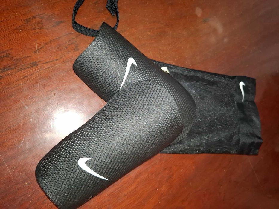 Caneleiras de criança Nike em excelente estado