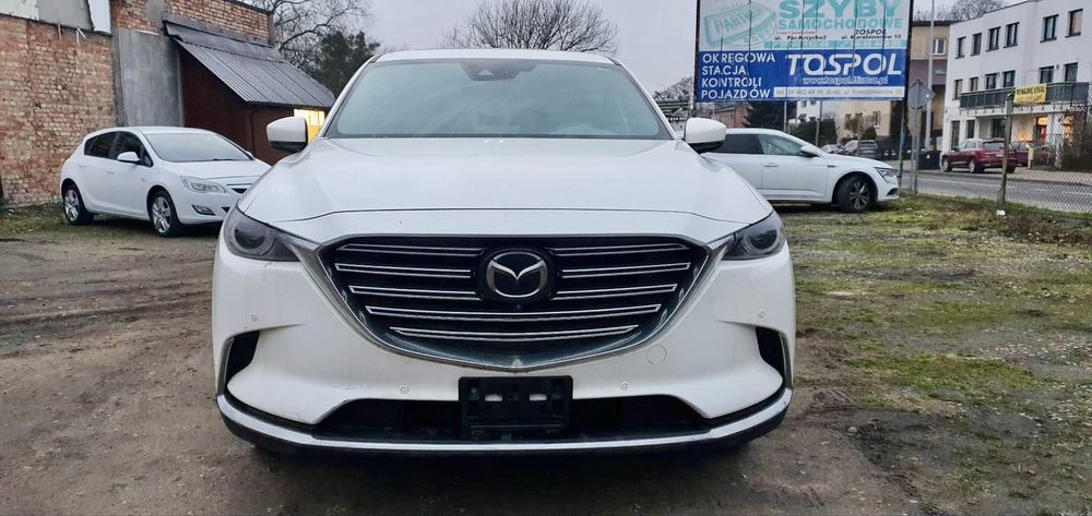 Mazda CX9  /biała perła / nowy model /7 osobowa 2.5 benz
