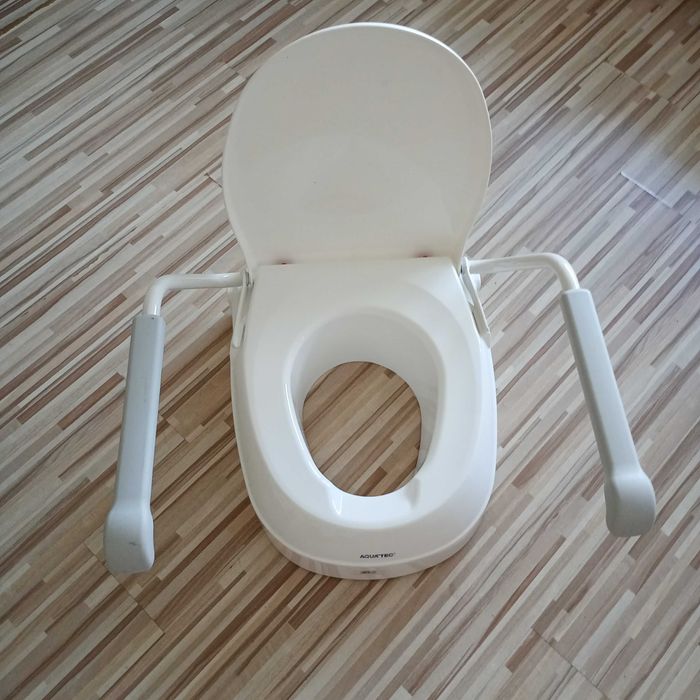 Assento de elevação para sanita