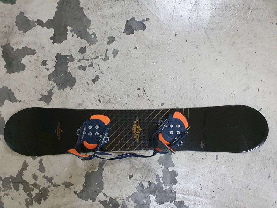 Prancha Snowboard K2 Zeppelin 2007