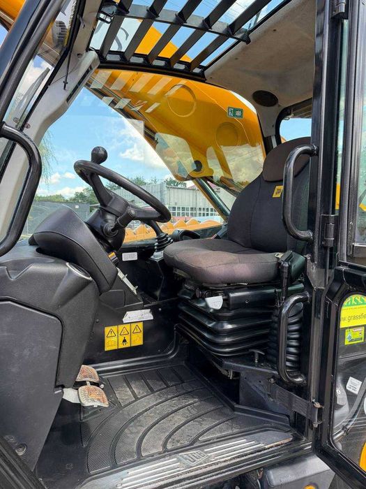 Продам навантажувач JCB 536-70 Agri super
