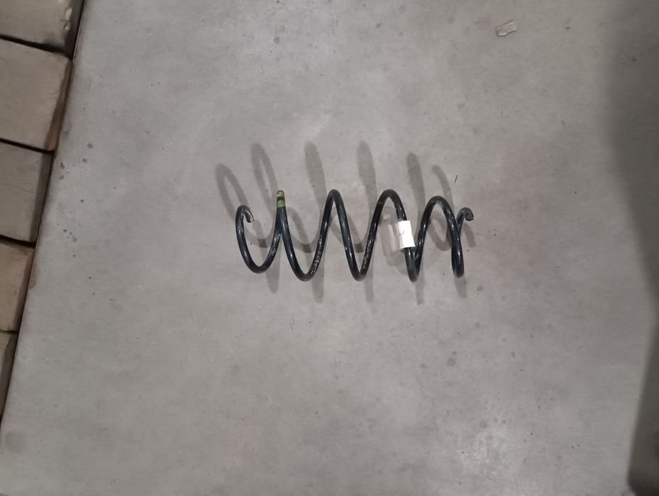 Пружина передня. Форд фіеста.
