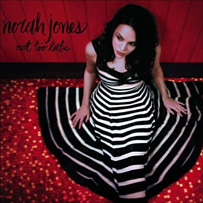 2 CD de Norah Jones como Novos.